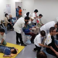 中野共立健康まつりにてボランティアマッサージをしました。