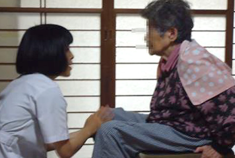 02 心身のケアを受ける事で、デイサービスヘ行けるように